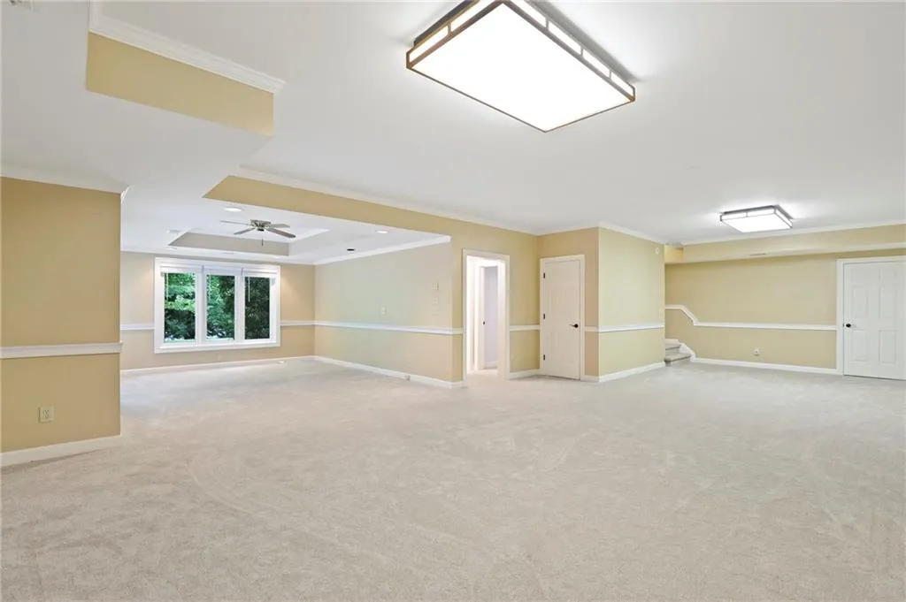 230 Grogans Lake Point, Sandy Springs, Georgia 30350, 5 Bedrooms Bedrooms, ,4 BathroomsBathrooms,Residential,Sold,230 Grogans Lake Point,6887345