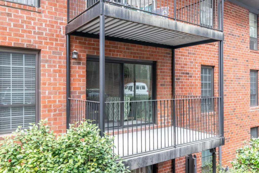 6851 Roswell Road Unit H-6, Atlanta, Georgia 30328, 2 Bedrooms Bedrooms, ,2 BathroomsBathrooms,Residential,Sold,6851 Roswell Road Unit H-6,7025391