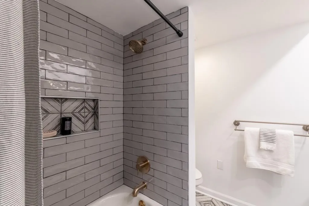 6851 Roswell Road Unit H-6, Atlanta, Georgia 30328, 2 Bedrooms Bedrooms, ,2 BathroomsBathrooms,Residential,Sold,6851 Roswell Road Unit H-6,7025391