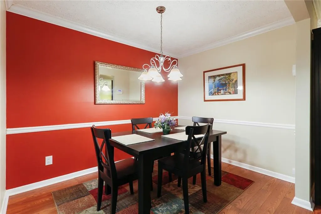 5141 Roswell Road Unit 7/41, Sandy Springs, Georgia 30342, 2 Bedrooms Bedrooms, ,1 BathroomBathrooms,Residential,Sold,5141 Roswell Road Unit 7/41,6840436 5141 Roswell Road Unit 7/41, Sandy Springs, Georgia 30342, 2 Bedrooms Bedrooms, ,1 BathroomBathrooms,Residential,Sold,5141 Roswell Road Unit 7/41,6840436