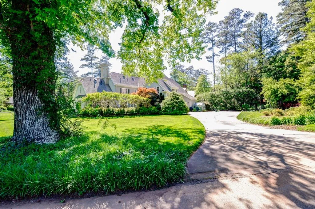 940 Club Station Drive Ne, Atlanta, Georgia 30319, 3 Bedrooms Bedrooms, ,3 BathroomsBathrooms,Residential,Sold,940 Club Station Drive Ne,5535330