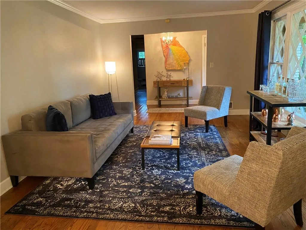 835 Starlight Circle Ne, Sandy Springs, Georgia 30342, 5 Bedrooms Bedrooms, ,4 BathroomsBathrooms,Residential,Sold,835 Starlight Circle Ne,6703189