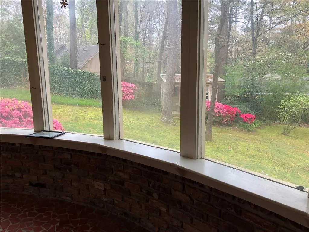 835 Starlight Circle Ne, Sandy Springs, Georgia 30342, 5 Bedrooms Bedrooms, ,4 BathroomsBathrooms,Residential,Sold,835 Starlight Circle Ne,6703189