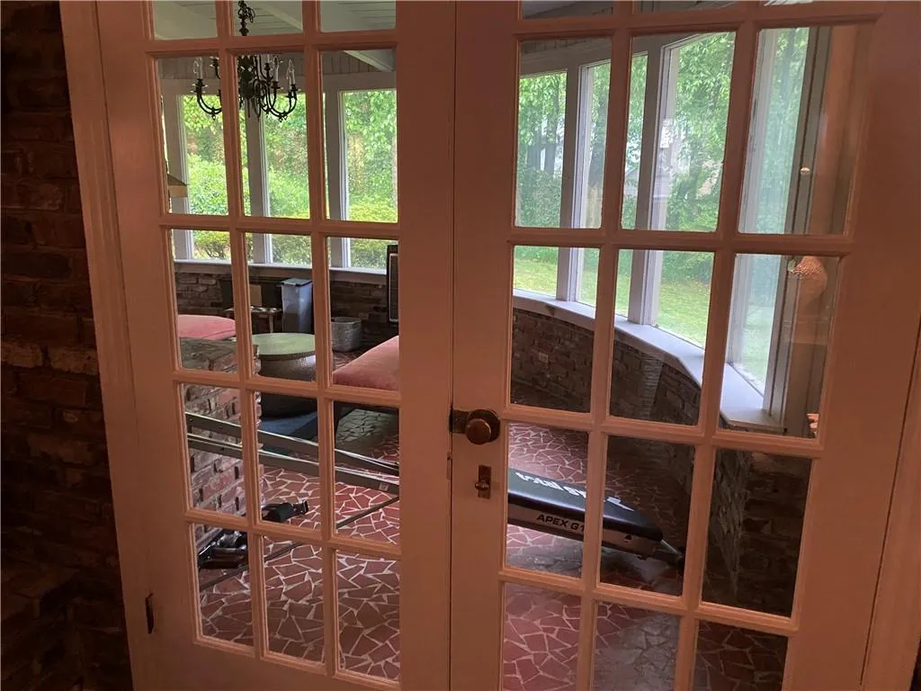 835 Starlight Circle Ne, Sandy Springs, Georgia 30342, 5 Bedrooms Bedrooms, ,4 BathroomsBathrooms,Residential,Sold,835 Starlight Circle Ne,6703189