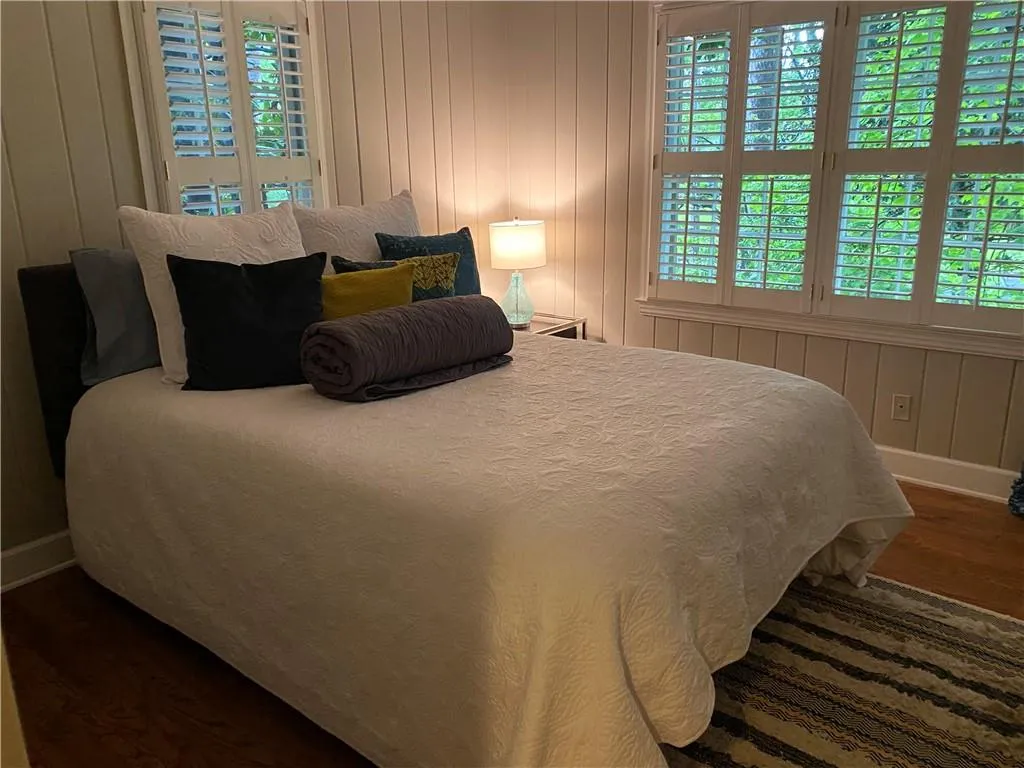 835 Starlight Circle Ne, Sandy Springs, Georgia 30342, 5 Bedrooms Bedrooms, ,4 BathroomsBathrooms,Residential,Sold,835 Starlight Circle Ne,6703189