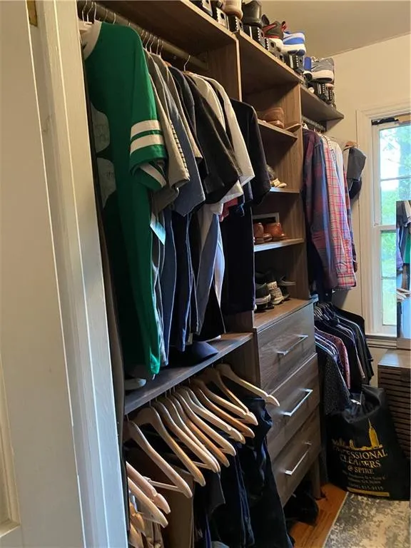 835 Starlight Circle Ne, Sandy Springs, Georgia 30342, 5 Bedrooms Bedrooms, ,4 BathroomsBathrooms,Residential,Sold,835 Starlight Circle Ne,6703189