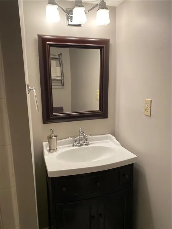 835 Starlight Circle Ne, Sandy Springs, Georgia 30342, 5 Bedrooms Bedrooms, ,4 BathroomsBathrooms,Residential,Sold,835 Starlight Circle Ne,6703189