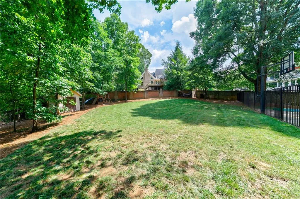 515 Hounds Ridge, Atlanta, Georgia 30328, 4 Bedrooms Bedrooms, ,3 BathroomsBathrooms,Residential,Sold,515 Hounds Ridge,6896932