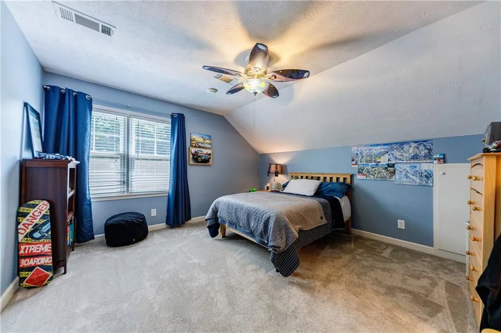 515 Hounds Ridge, Atlanta, Georgia 30328, 4 Bedrooms Bedrooms, ,3 BathroomsBathrooms,Residential,Sold,515 Hounds Ridge,6896932