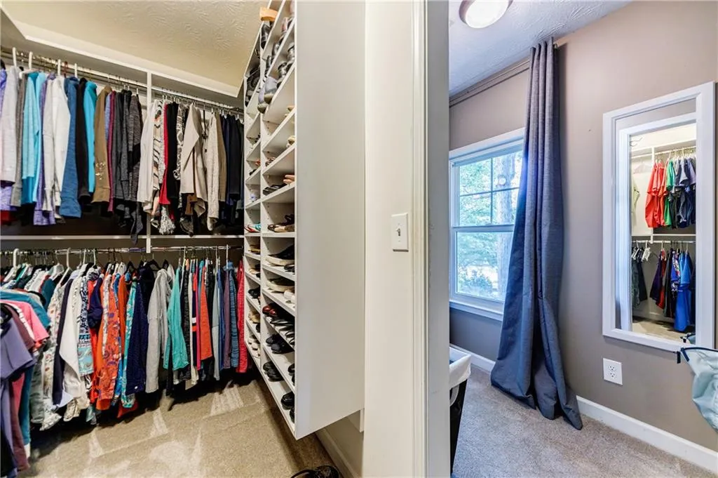 515 Hounds Ridge, Atlanta, Georgia 30328, 4 Bedrooms Bedrooms, ,3 BathroomsBathrooms,Residential,Sold,515 Hounds Ridge,6896932