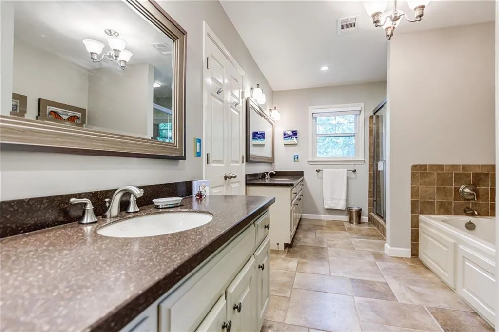 515 Hounds Ridge, Atlanta, Georgia 30328, 4 Bedrooms Bedrooms, ,3 BathroomsBathrooms,Residential,Sold,515 Hounds Ridge,6896932