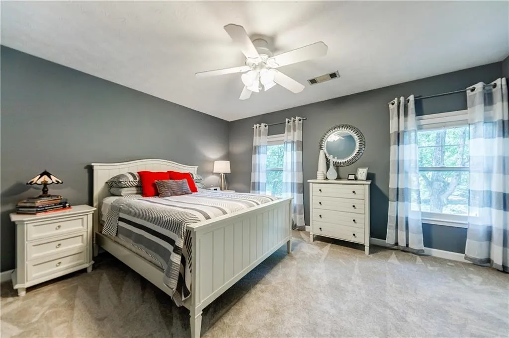 515 Hounds Ridge, Atlanta, Georgia 30328, 4 Bedrooms Bedrooms, ,3 BathroomsBathrooms,Residential,Sold,515 Hounds Ridge,6896932