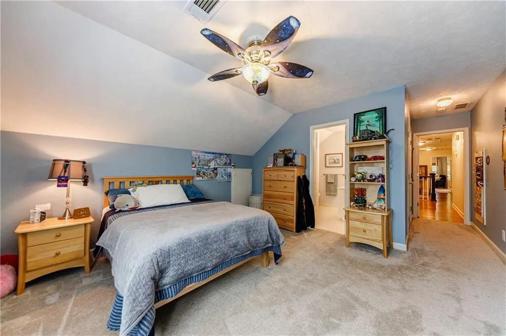 515 Hounds Ridge, Atlanta, Georgia 30328, 4 Bedrooms Bedrooms, ,3 BathroomsBathrooms,Residential,Sold,515 Hounds Ridge,6896932