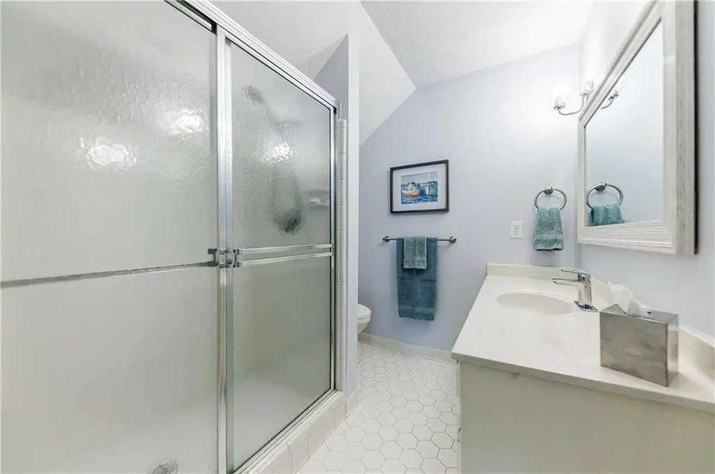 515 Hounds Ridge, Atlanta, Georgia 30328, 4 Bedrooms Bedrooms, ,3 BathroomsBathrooms,Residential,Sold,515 Hounds Ridge,6896932