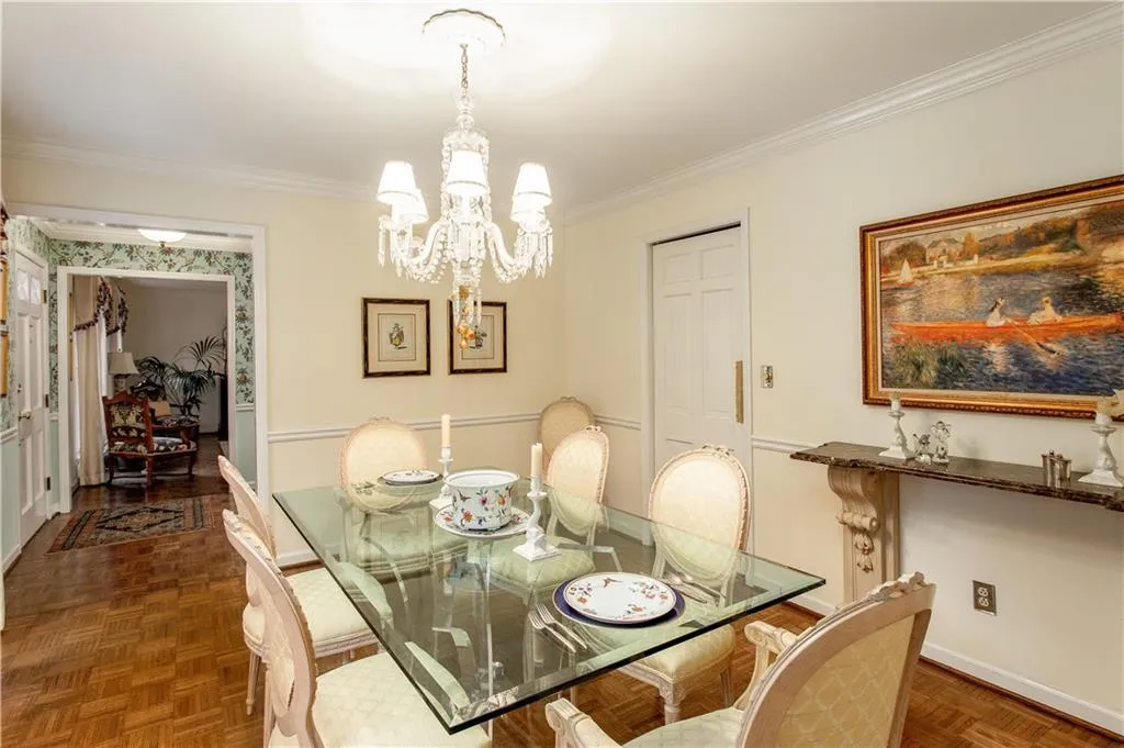 775 Old Post Road, Sandy Springs, Georgia 30328, 6 Bedrooms Bedrooms, ,4 BathroomsBathrooms,Residential,Sold,775 Old Post Road,6837023