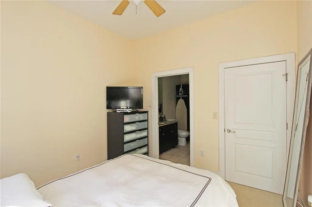 799 Hammond Drive Unit 127, Atlanta, Georgia 30328, 1 Bedroom Bedrooms, ,1 BathroomBathrooms,Residential,Sold,799 Hammond Drive Unit 127,5648514