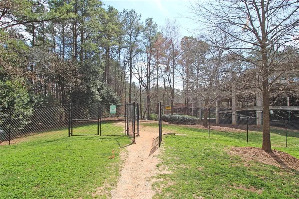 799 Hammond Drive Unit 127, Atlanta, Georgia 30328, 1 Bedroom Bedrooms, ,1 BathroomBathrooms,Residential,Sold,799 Hammond Drive Unit 127,5648514