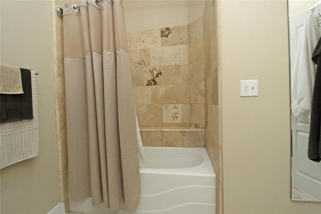 799 Hammond Drive Unit 127, Atlanta, Georgia 30328, 1 Bedroom Bedrooms, ,1 BathroomBathrooms,Residential,Sold,799 Hammond Drive Unit 127,5648514