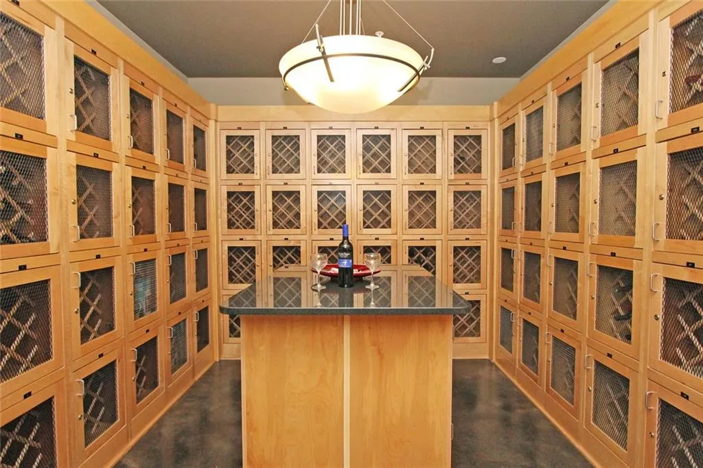 799 Hammond Drive Unit 127, Atlanta, Georgia 30328, 1 Bedroom Bedrooms, ,1 BathroomBathrooms,Residential,Sold,799 Hammond Drive Unit 127,5648514