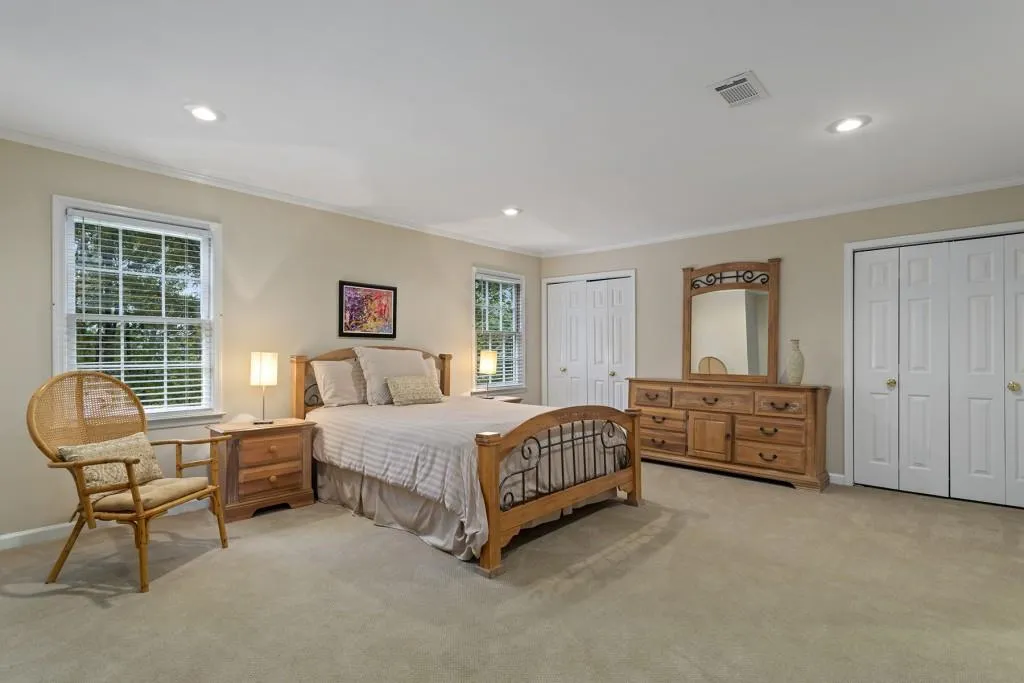 85 Cliffside Crossing, Sandy Springs, Georgia 30350, 4 Bedrooms Bedrooms, ,3 BathroomsBathrooms,Residential,Sold,85 Cliffside Crossing,6801424