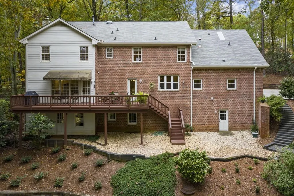 85 Cliffside Crossing, Sandy Springs, Georgia 30350, 4 Bedrooms Bedrooms, ,3 BathroomsBathrooms,Residential,Sold,85 Cliffside Crossing,6801424