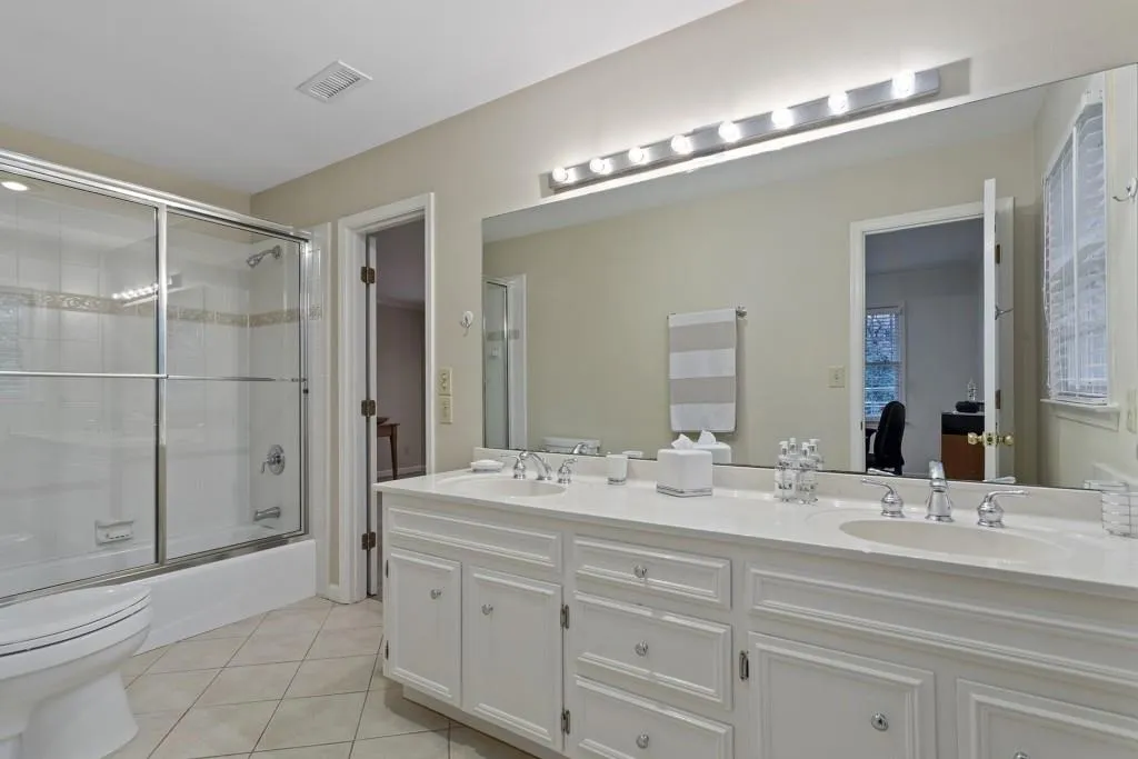 85 Cliffside Crossing, Sandy Springs, Georgia 30350, 4 Bedrooms Bedrooms, ,3 BathroomsBathrooms,Residential,Sold,85 Cliffside Crossing,6801424