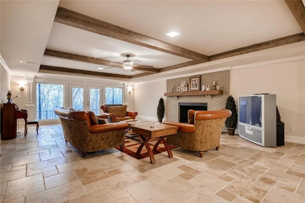 1925 Spalding Drive, Atlanta, Georgia 30350, 9 Bedrooms Bedrooms, ,6 BathroomsBathrooms,Residential,Sold,1925 Spalding Drive,6743719