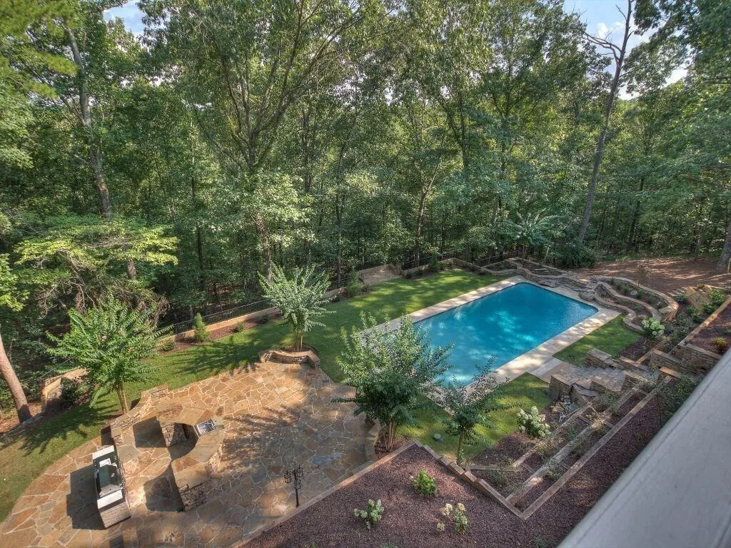 1925 Spalding Drive, Atlanta, Georgia 30350, 9 Bedrooms Bedrooms, ,6 BathroomsBathrooms,Residential,Sold,1925 Spalding Drive,6743719
