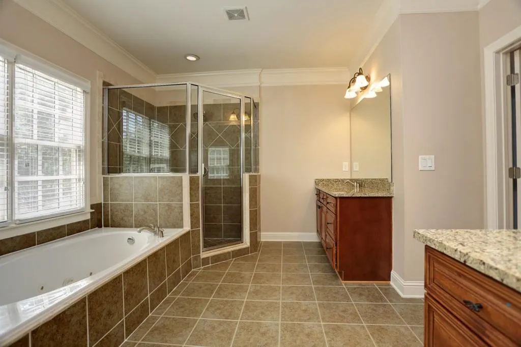 6260 Mount Vernon Oaks Drive, Atlanta, Georgia 30328, 4 Bedrooms Bedrooms, ,3 BathroomsBathrooms,Residential,Sold,6260 Mount Vernon Oaks Drive,5737459