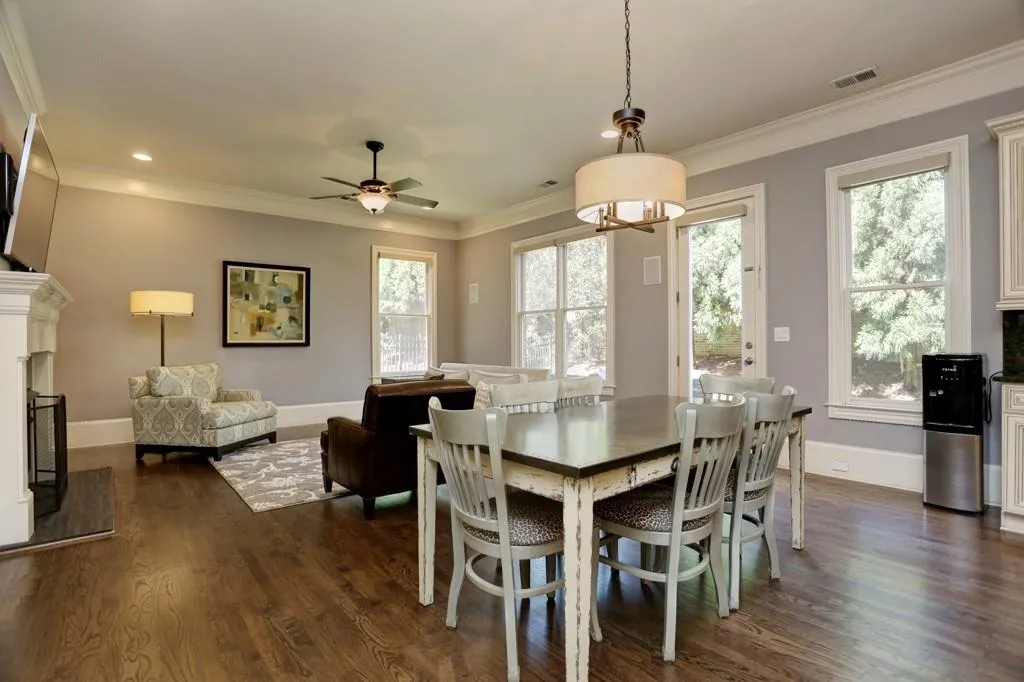 6260 Mount Vernon Oaks Drive, Atlanta, Georgia 30328, 4 Bedrooms Bedrooms, ,3 BathroomsBathrooms,Residential,Sold,6260 Mount Vernon Oaks Drive,5737459