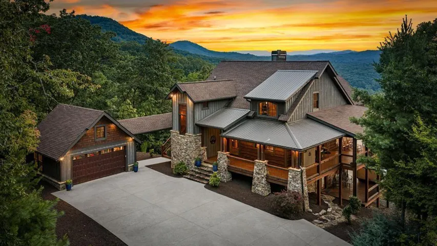 330 Serenity Ridge Lane, Mineral Bluff, Georgia 30560