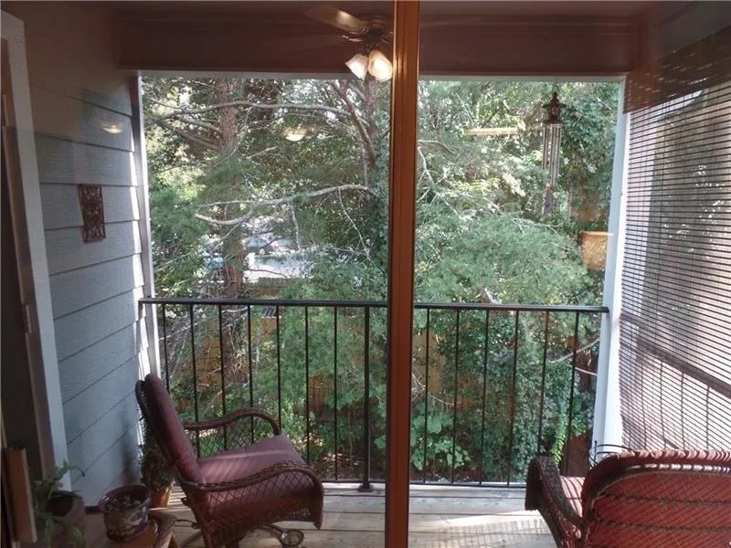 435 Granville Court, Atlanta, Georgia 30328, 1 Bedroom Bedrooms, ,1 BathroomBathrooms,Residential,Sold,435 Granville Court,6062087