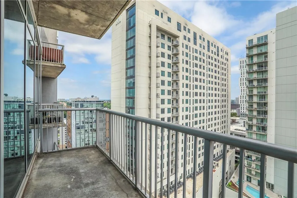 44 Peachtree Place Ne Unit 1929, Atlanta, Georgia 30309, 1 Bedroom Bedrooms, ,1 BathroomBathrooms,Residential,For Sale,44 Peachtree Place Ne Unit 1929,7570248