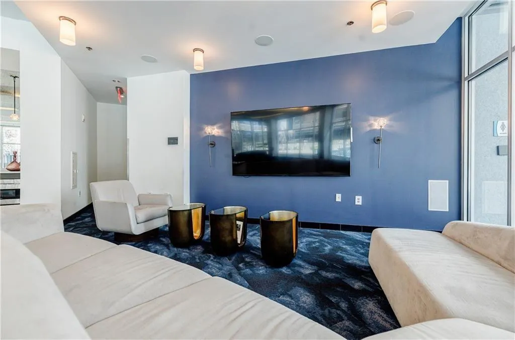 44 Peachtree Place Ne Unit 1929, Atlanta, Georgia 30309, 1 Bedroom Bedrooms, ,1 BathroomBathrooms,Residential,For Sale,44 Peachtree Place Ne Unit 1929,7570248