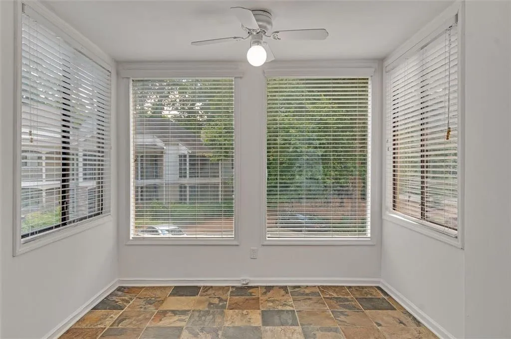 2014 Wingate Way, Sandy Springs, Georgia 30350, 2 Bedrooms Bedrooms, ,2 BathroomsBathrooms,Residential,Sold,2014 Wingate Way,6900018