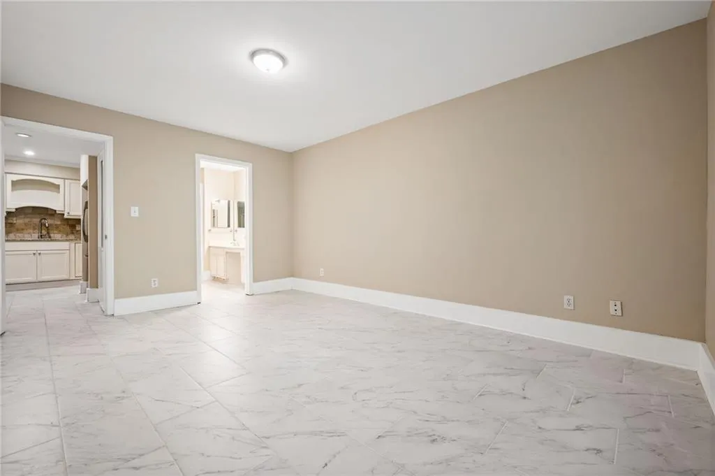 Georgia 30327, ,1 BathroomBathrooms,Residential,For Sale,7621371