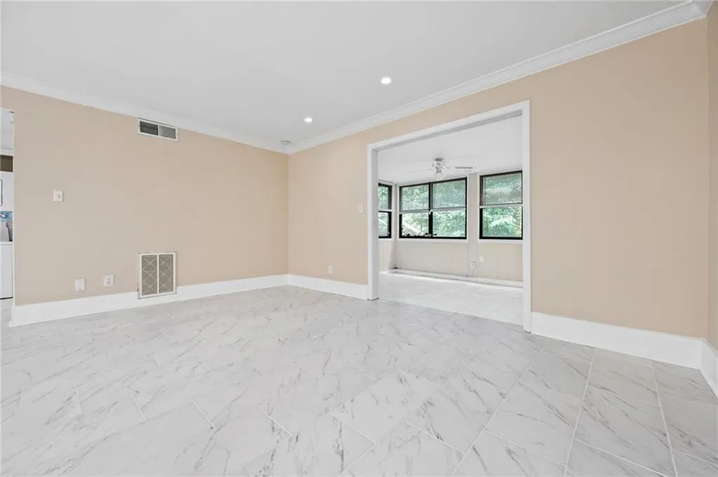 Georgia 30327, ,1 BathroomBathrooms,Residential,For Sale,7621371