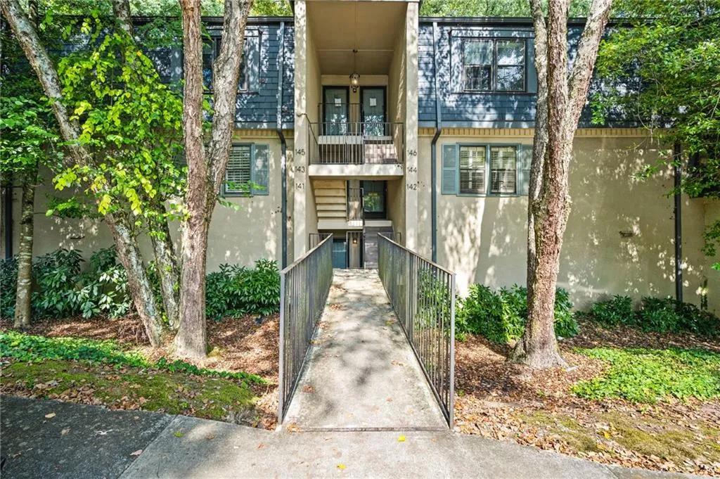 Georgia 30327, ,1 BathroomBathrooms,Residential,For Sale,7621371