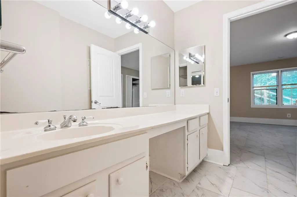 Georgia 30327, ,1 BathroomBathrooms,Residential,For Sale,7621371