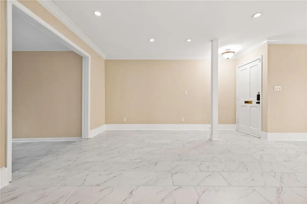 Georgia 30327, ,1 BathroomBathrooms,Residential,For Sale,7621371