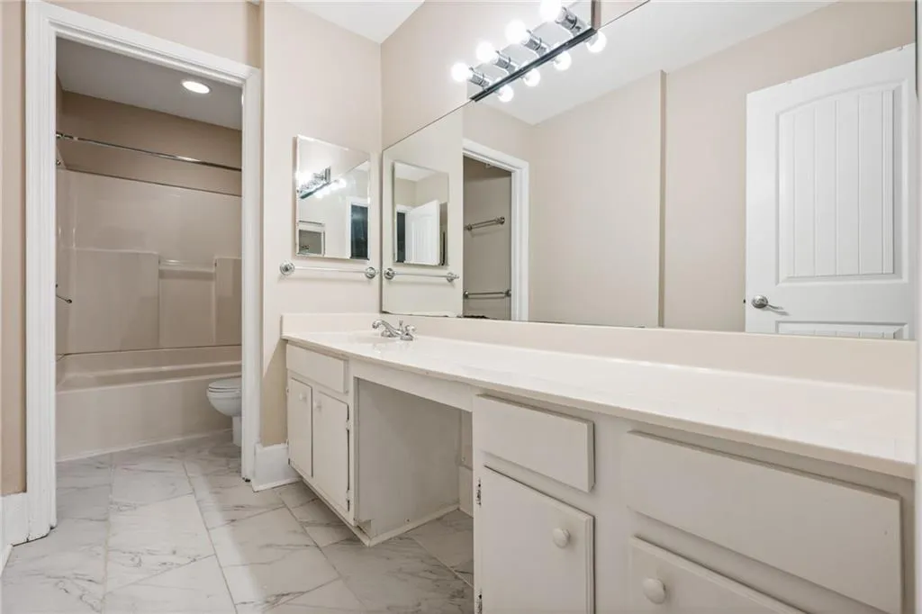 Georgia 30327, ,1 BathroomBathrooms,Residential,For Sale,7621371