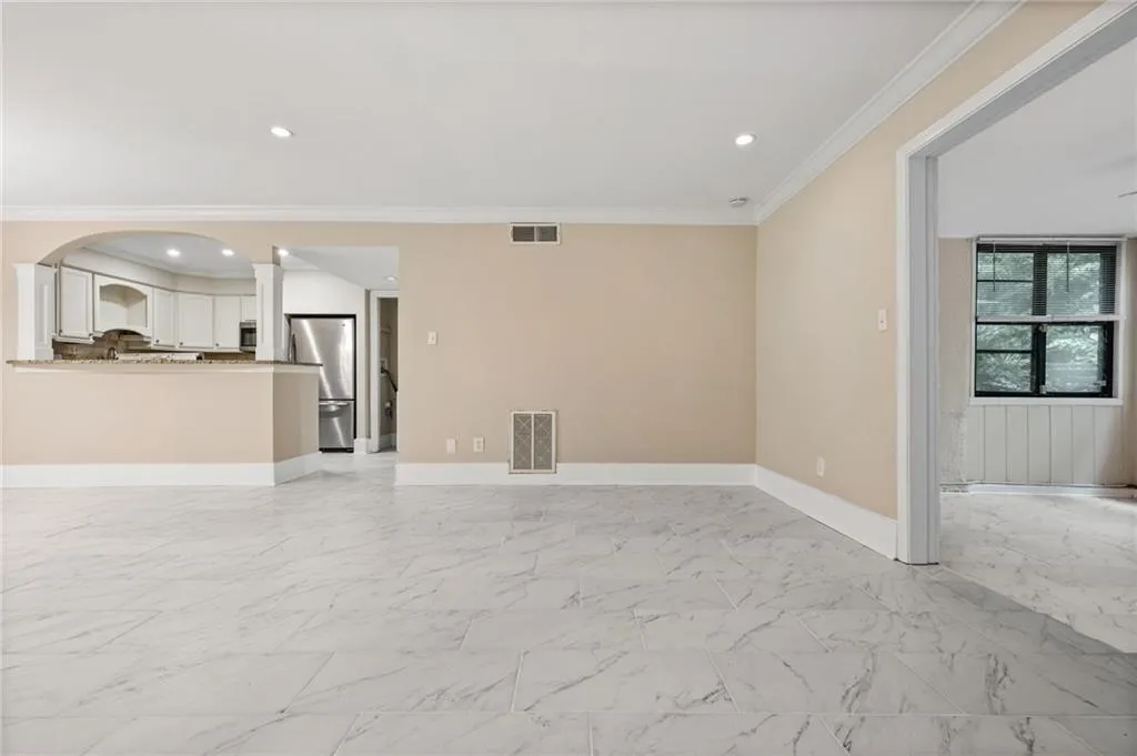 Georgia 30327, ,1 BathroomBathrooms,Residential,For Sale,7621371