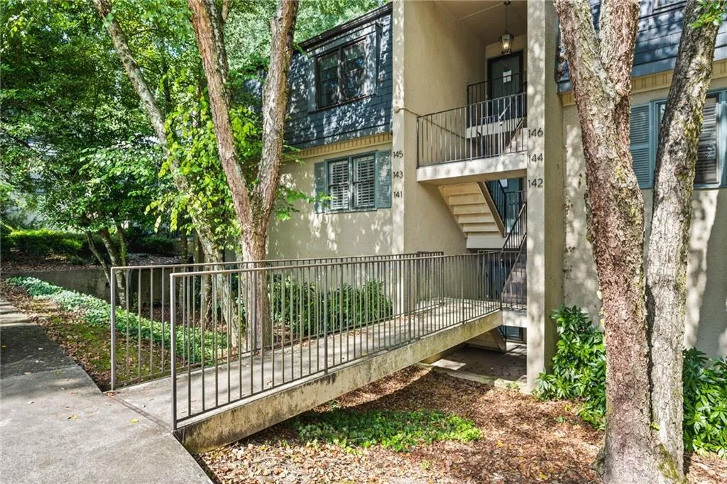 Georgia 30327, ,1 BathroomBathrooms,Residential,For Sale,7621371