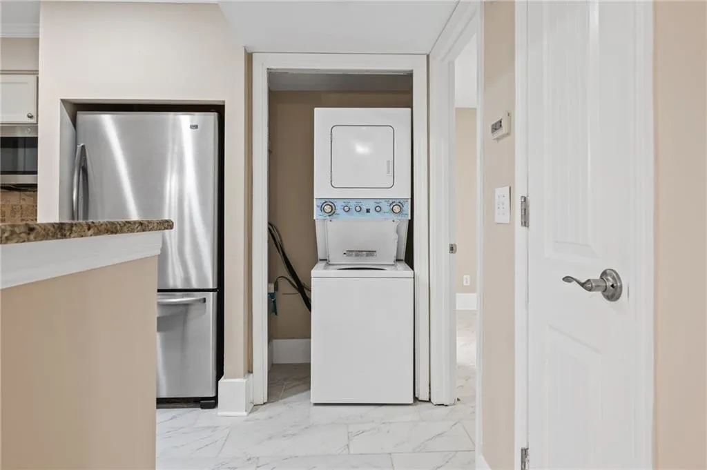 Georgia 30327, ,1 BathroomBathrooms,Residential,For Sale,7621371
