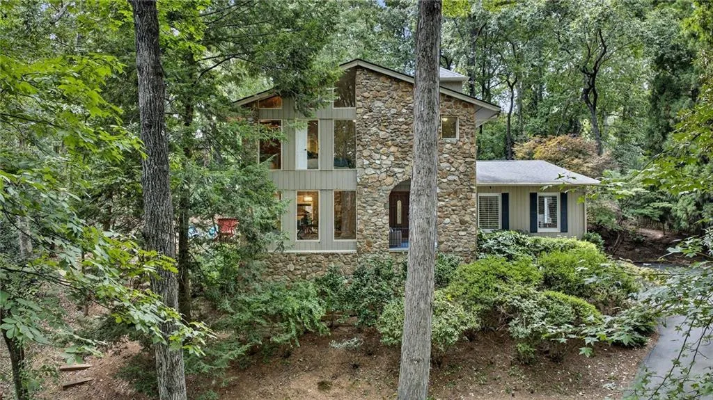 7565 Ball Mill Road, Atlanta, Georgia 30350, 4 Bedrooms Bedrooms, ,3 BathroomsBathrooms,Residential,For Sale,7565 Ball Mill Road,7669787