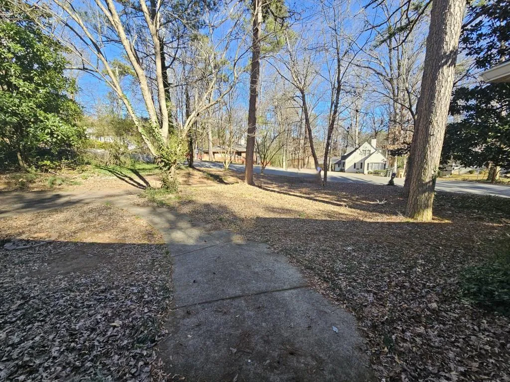 425 Hilderbrand Drive, Sandy Springs, Georgia 30328, 3 Bedrooms Bedrooms, ,2 BathroomsBathrooms,Residential,Sold,425 Hilderbrand Drive,7509869