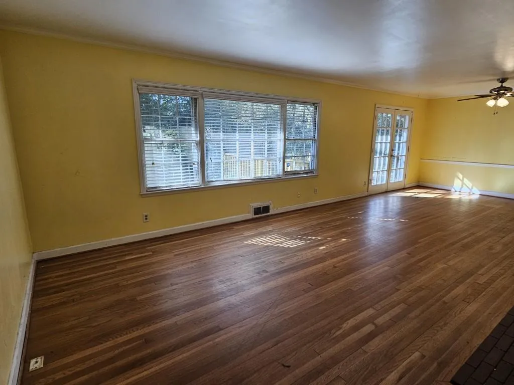 425 Hilderbrand Drive, Sandy Springs, Georgia 30328, 3 Bedrooms Bedrooms, ,2 BathroomsBathrooms,Residential,Sold,425 Hilderbrand Drive,7509869
