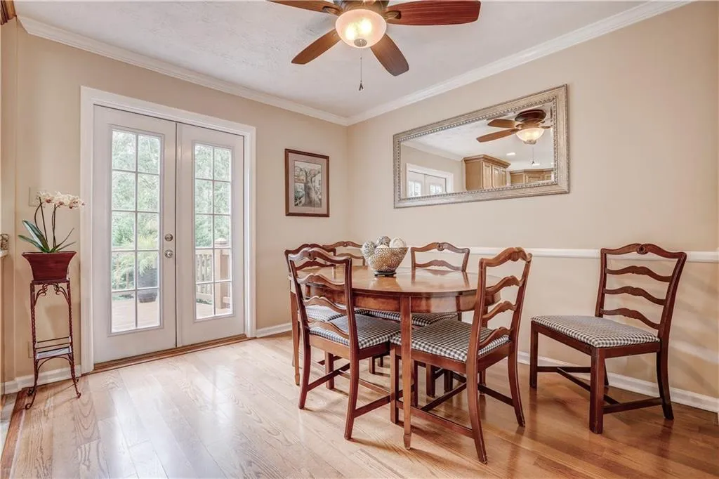 6118 Park Avenue Unit H11, Sandy Springs, Georgia 30342, 2 Bedrooms Bedrooms, ,2 BathroomsBathrooms,Residential,Sold,6118 Park Avenue Unit H11,6051490