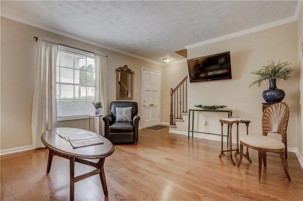 6118 Park Avenue Unit H11, Sandy Springs, Georgia 30342, 2 Bedrooms Bedrooms, ,2 BathroomsBathrooms,Residential,Sold,6118 Park Avenue Unit H11,6051490