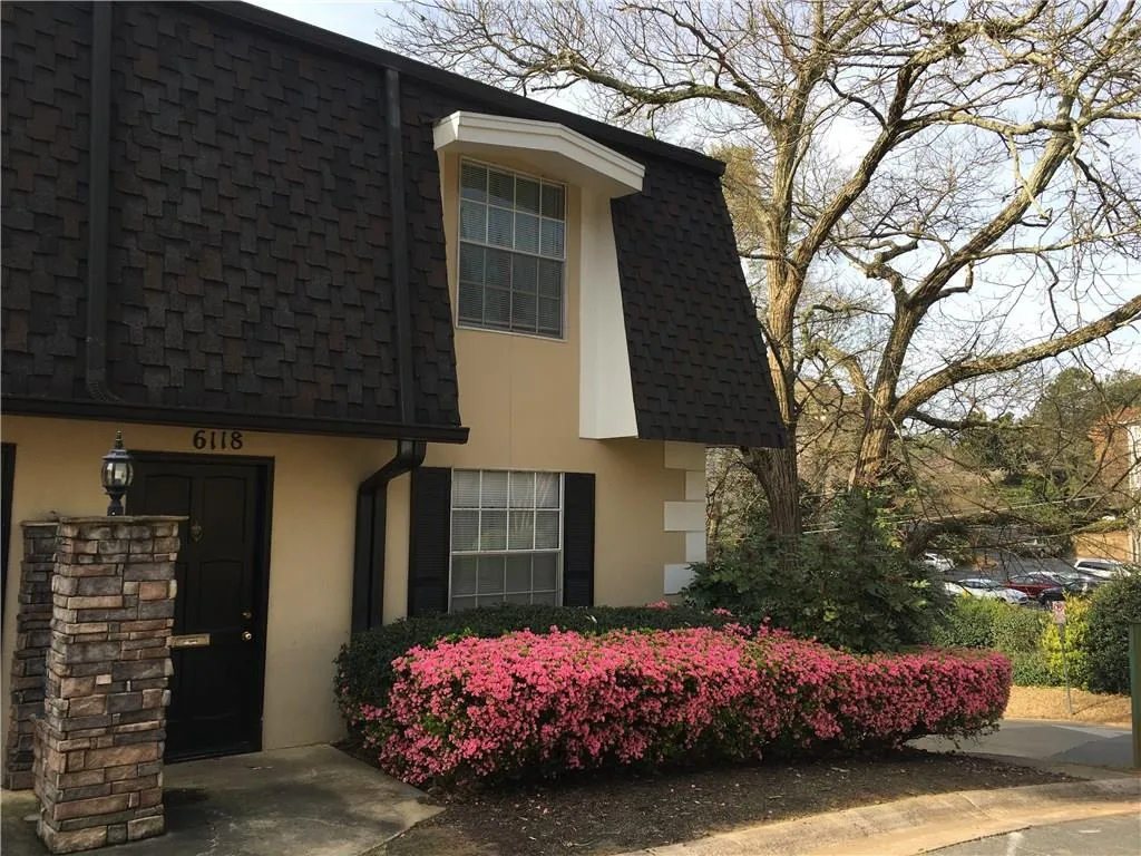 6118 Park Avenue Unit H11, Sandy Springs, Georgia 30342, 2 Bedrooms Bedrooms, ,2 BathroomsBathrooms,Residential,Sold,6118 Park Avenue Unit H11,6051490